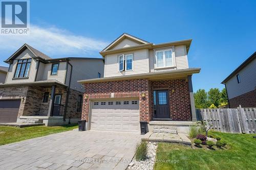 1090 Oakcrossing Road, London North (North M), ON - Outdoor With Facade