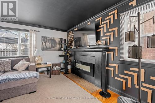 115 Columbia Drive, South Huron (Stephen), ON - Indoor With Fireplace