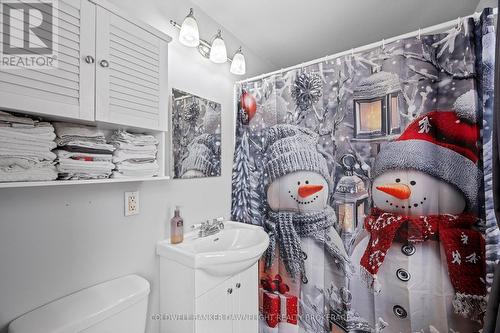 115 Columbia Drive, South Huron (Stephen), ON - Indoor Photo Showing Bathroom