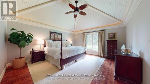 2909 Brigham Road, Middlesex Centre, ON - Indoor Photo Showing Bedroom