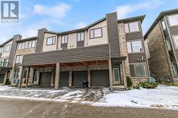 78 - 1960 DALMAGARRY ROAD  London North (North E), ON N6G 0T8