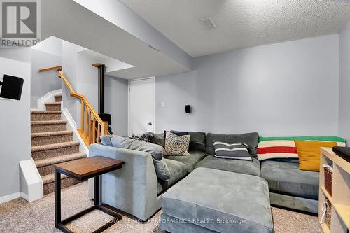 710 Hancock Crescent, Ottawa, ON - Indoor