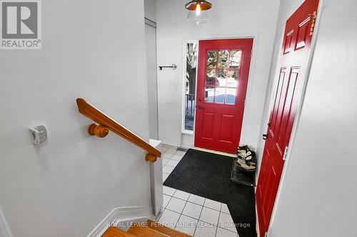 710 Hancock Crescent, Ottawa, ON - Indoor Photo Showing Other Room