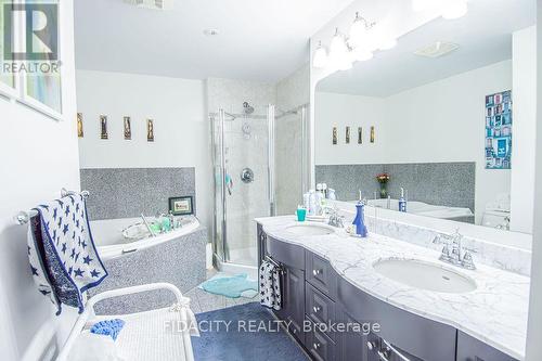503 - 320 Mcleod Street, Ottawa, ON - Indoor Photo Showing Bathroom