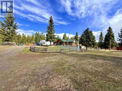 2875 Spout Lake Road, Lac La Hache, BC - Outdoor