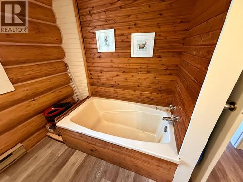 2875 Spout Lake Road, Lac La Hache, BC - Indoor Photo Showing Other Room