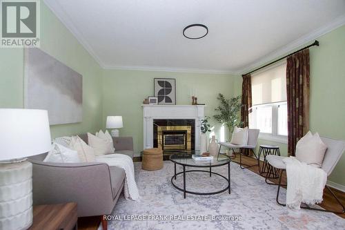 7 Winterberry Drive, Whitby (Rolling Acres), ON - Indoor Photo Showing Living Room With Fireplace