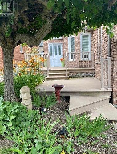 7 Winterberry Drive, Whitby (Rolling Acres), ON - Outdoor