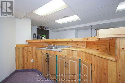 7 Winterberry Drive, Whitby (Rolling Acres), ON - Indoor