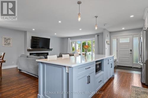 693 Laidlaw Crescent, Kingston (South Of Taylor-Kidd Blvd), ON - Indoor