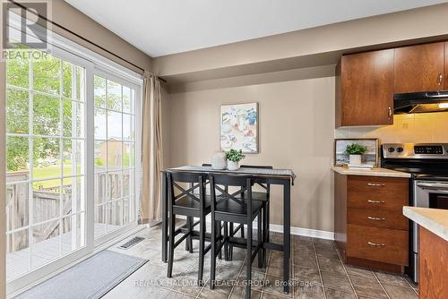 404 Wisteria Crescent, Ottawa, ON - Indoor Photo Showing Other Room