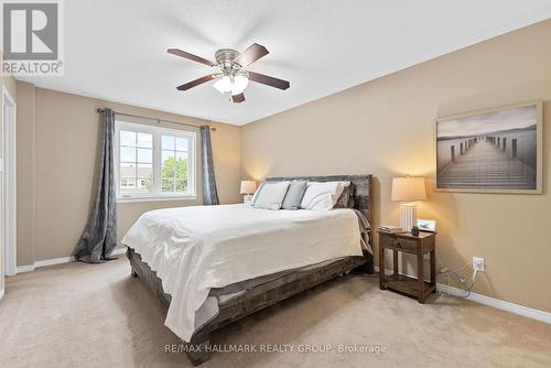 404 Wisteria Crescent, Ottawa, ON - Indoor Photo Showing Bedroom
