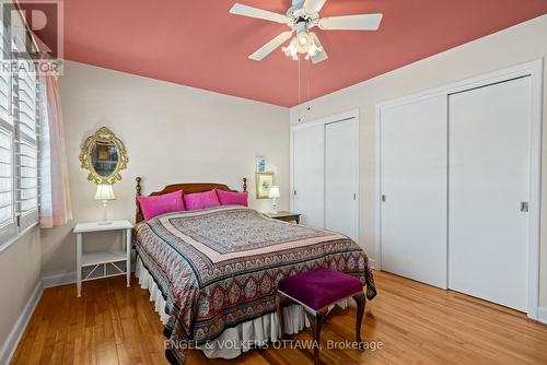 702 Dovercourt Avenue, Ottawa, ON - Indoor Photo Showing Bedroom