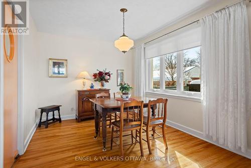 702 Dovercourt Avenue, Ottawa, ON - Indoor Photo Showing Dining Room