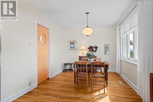 702 Dovercourt Avenue, Ottawa, ON - Indoor Photo Showing Dining Room