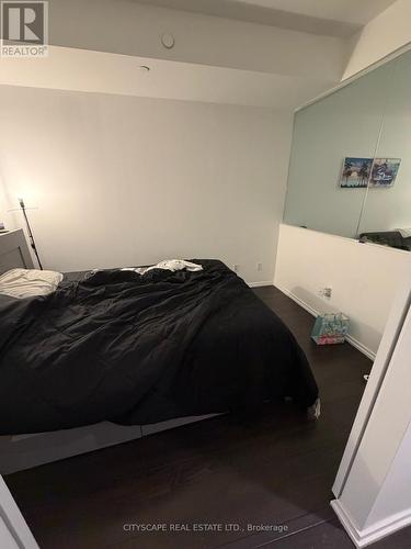 4810 - 197 Yonge Street, Toronto, ON - Indoor Photo Showing Bedroom