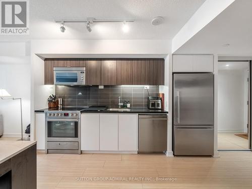 315 - 75 Queens Wharf Road, Toronto, ON - Indoor Photo Showing Kitchen With Upgraded Kitchen