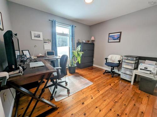 30 Terry Road, Windsor Junction, NS 