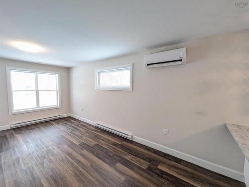 128 & 130 Renfrew Road, Hants, NS 