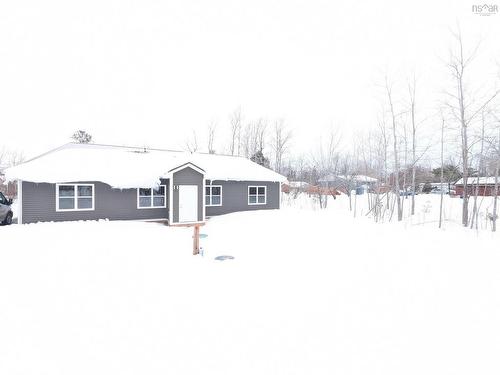 128 & 130 Renfrew Road, Hants, NS 