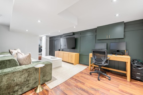 268 Kenilworth Avenue, Toronto, ON 