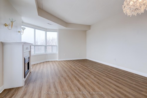212-2085 Amherst Heights Drive, Burlington, ON - Indoor Photo Showing Other Room