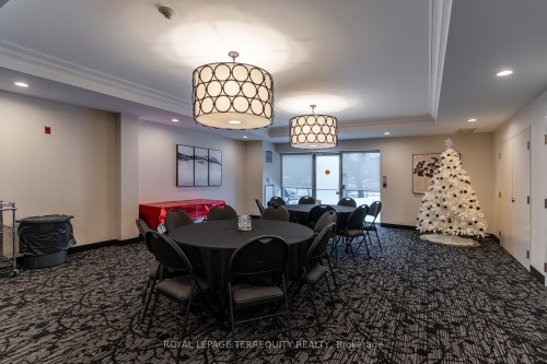 212-2085 Amherst Heights Drive, Burlington, ON - Indoor Photo Showing Dining Room
