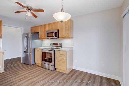 212-2085 Amherst Heights Drive, Burlington, ON - Indoor Photo Showing Kitchen