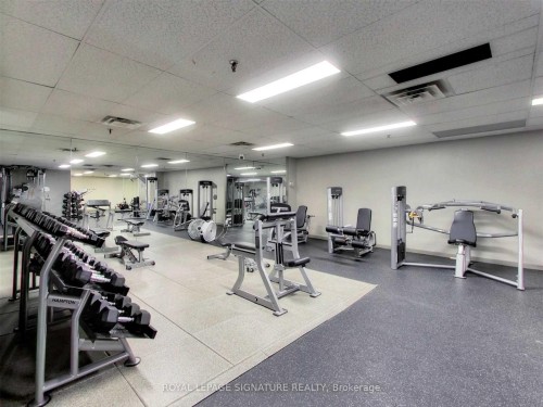 903-725 King Street W, Toronto, ON - Indoor Photo Showing Gym Room