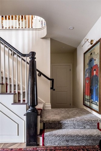 42 Melville Street, Hamilton, ON - Indoor Photo Showing Other Room