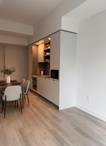 1001-55 Charles Street E, Toronto, ON - Indoor