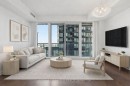 1210-150 East Liberty Street, Toronto, ON  - Indoor Photo Showing Living Room 