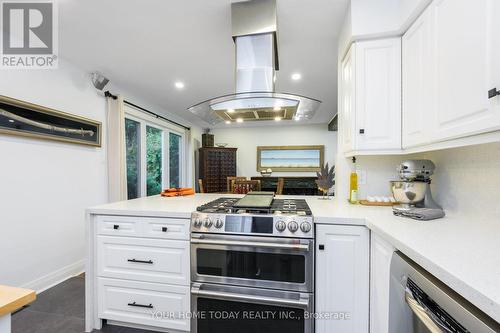 190 Main Street S, Halton Hills, ON - Indoor Photo Showing Kitchen