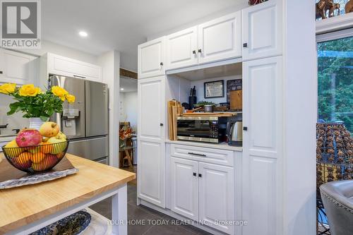 190 Main Street S, Halton Hills, ON - Indoor Photo Showing Other Room