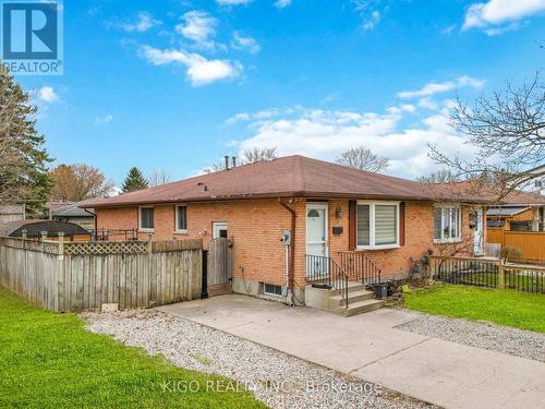 54 BRENNAN DRIVE N  Strathroy-Caradoc, ON N7G 3S3