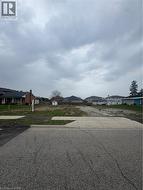 11 KILBOURN Avenue  Hamilton, ON L8G 3C9