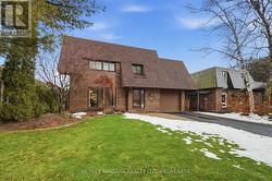 17 THE CEDARS  St. Catharines (Vine/Linwell), ON L2M 6M7