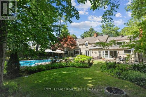 1258 Ravine Drive, Mississauga, ON - Outdoor With In Ground Pool