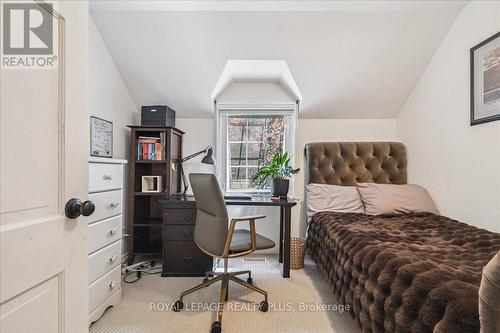 1258 Ravine Drive, Mississauga, ON - Indoor Photo Showing Bedroom