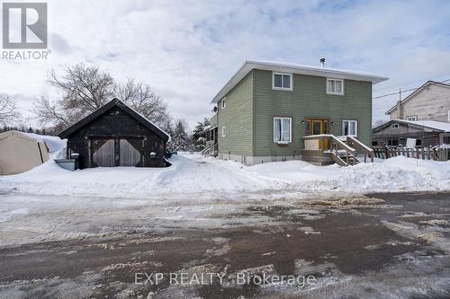 6 UNION STREET  Stone Mills (Stone Mills), ON K0K 1Z0