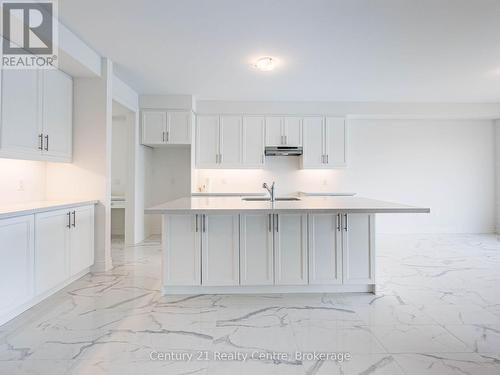 26 Hearn Street, Bradford West Gwillimbury, ON 