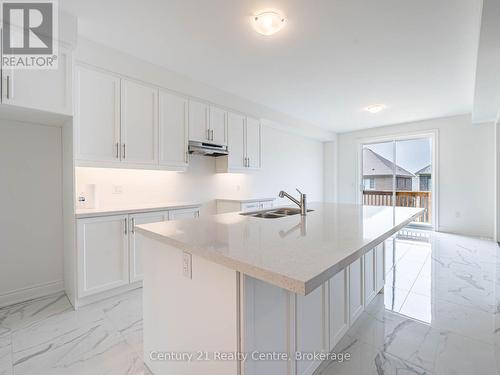 26 Hearn Street, Bradford West Gwillimbury, ON 