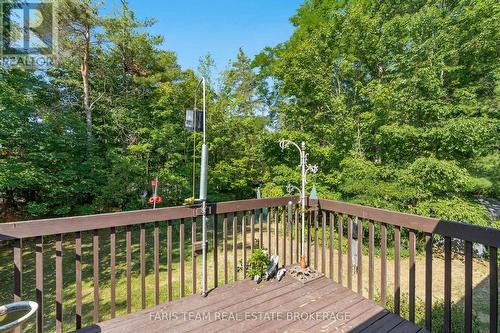 21 Forest Hill Drive, Springwater, ON - Outdoor With Deck Patio Veranda