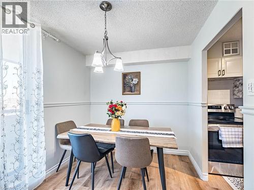 20 William Roe Boulevard Unit# 308, Newmarket, ON - Indoor Photo Showing Dining Room