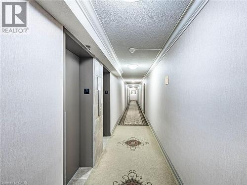 20 William Roe Boulevard Unit# 308, Newmarket, ON - Indoor Photo Showing Other Room