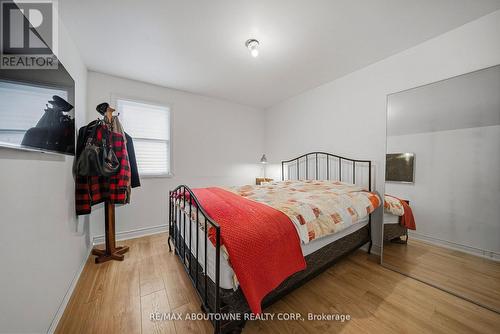 276 Lakeshore Road W, Oakville, ON 