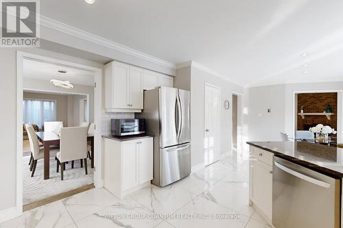 314 Leacock Avenue, Oakville, ON - Indoor Photo Showing Kitchen