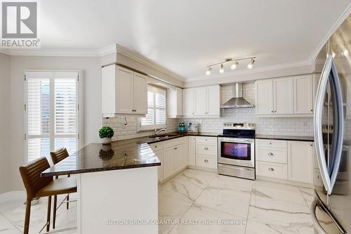 314 Leacock Avenue, Oakville, ON - Indoor Photo Showing Kitchen