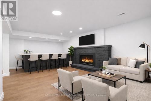 117 Miller Drive, Hamilton, ON - Indoor Photo Showing Living Room With Fireplace