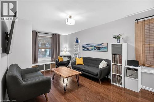 27 Mayflower Avenue, Hamilton, ON 